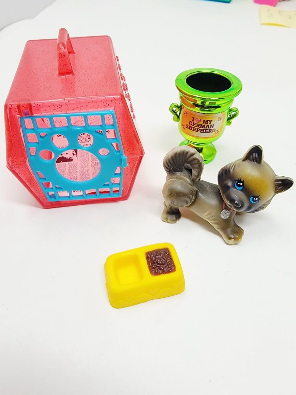 Vintage 1993 Littlest Pet Shop Brave German Shepherd Dog w Travel Crate & Access